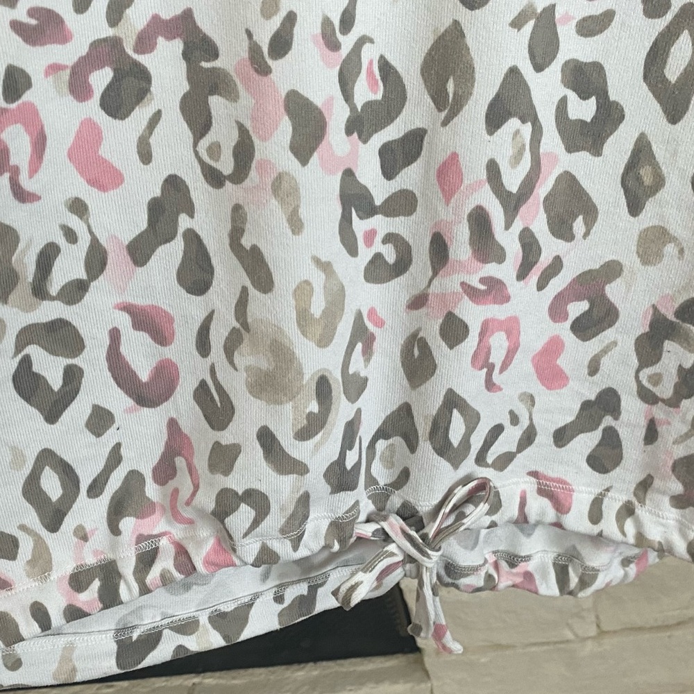 BELLE by Kim Gravel Printed Animal Brushed Knit Drawstring Top - Picture 4 of 9